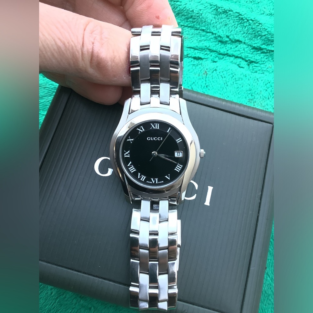 Mens Gucci Stainless Steel watch🖤🤍🖤🤍 - Picture 9 of 11